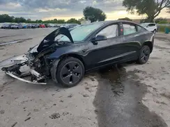 5YJ3E1EA4MF963593 2021 TESLA MODEL 3