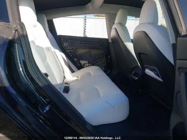 5YJ3E1EA4MF973086 2021 TESLA MODEL 3 - Image 8
