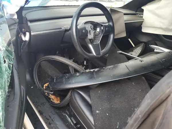 5YJ3E1EA4MF977784 2021 TESLA MODEL 3 - Image 8