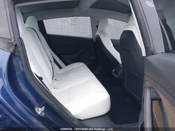 5YJ3E1EA4MF977915 2021 TESLA MODEL 3 - Image 8
