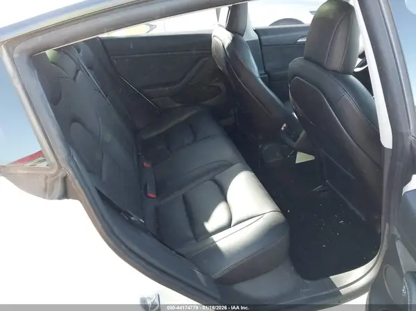 5YJ3E1EA4MF989031 2021 TESLA MODEL 3 - Image 8