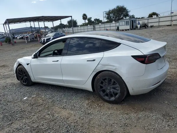 5YJ3E1EA4MF991619 2021 TESLA MODEL 3 - Image 2