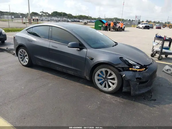 5YJ3E1EA4NF111049 2022 TESLA MODEL 3 - Image 1