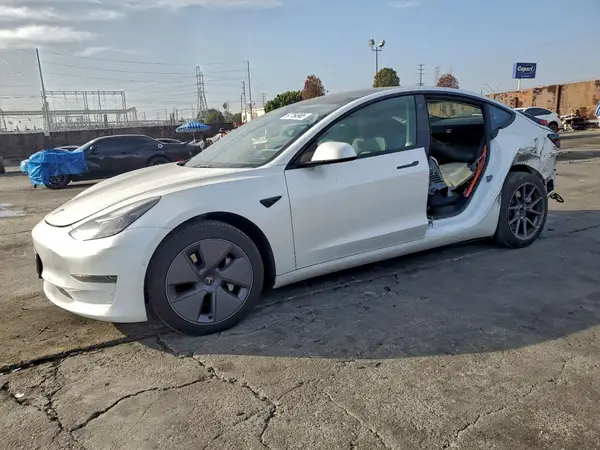 5YJ3E1EA4NF120169 2022 TESLA MODEL 3 - Image 1