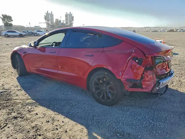 5YJ3E1EA4NF143550 2022 TESLA MODEL 3 - Image 2