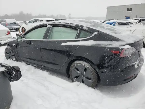 5YJ3E1EA4NF151969 2022 TESLA MODEL 3 - Image 2