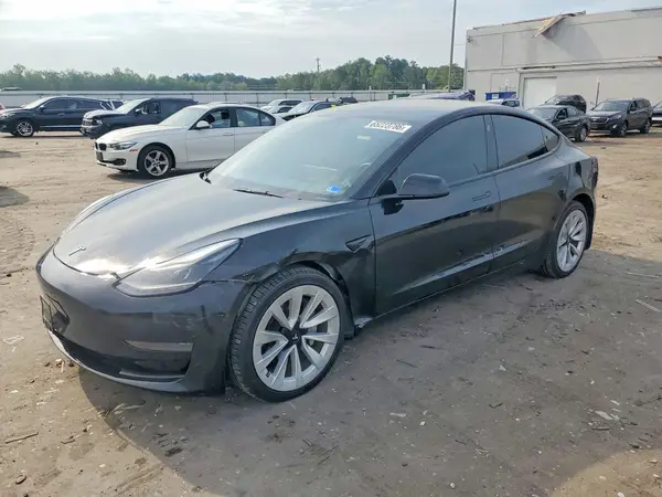 5YJ3E1EA4NF184857 2022 TESLA MODEL 3 - Image 1