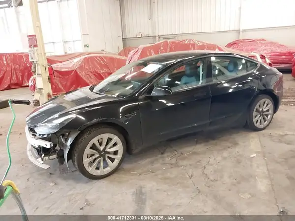 5YJ3E1EA4NF187113 2022 TESLA MODEL 3 - Image 2