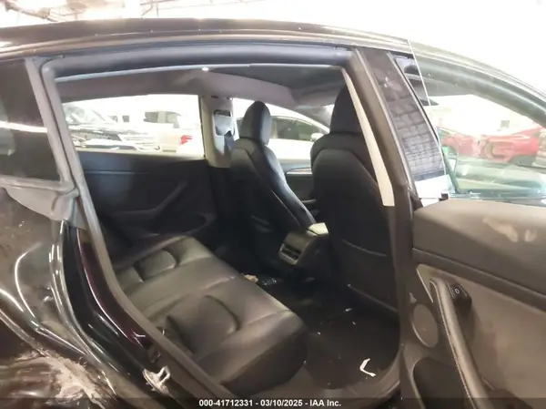 5YJ3E1EA4NF187113 2022 TESLA MODEL 3 - Image 8