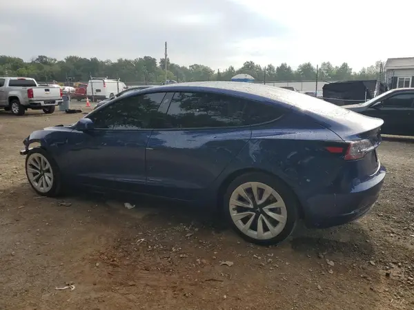 5YJ3E1EA4NF189041 2022 TESLA MODEL 3 - Image 2