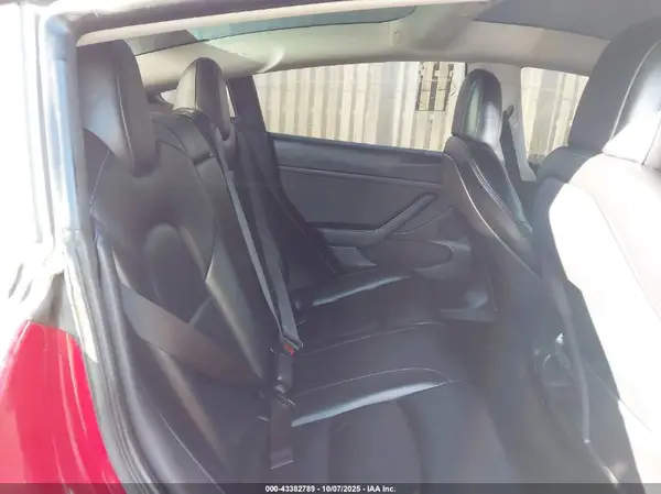 5YJ3E1EA4NF190139 2022 TESLA MODEL 3 - Image 8