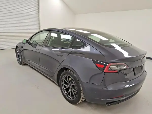 5YJ3E1EA4NF190609 2022 TESLA MODEL 3 - Image 2