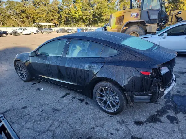 5YJ3E1EA4NF205626 2022 TESLA MODEL 3 - Image 2
