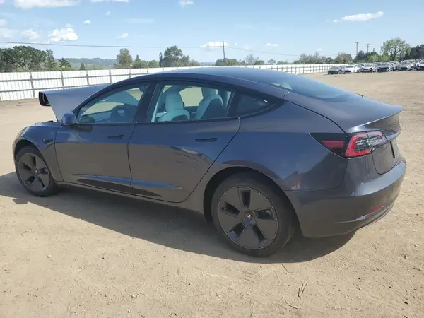 5YJ3E1EA4NF244376 2022 TESLA MODEL 3 - Image 2