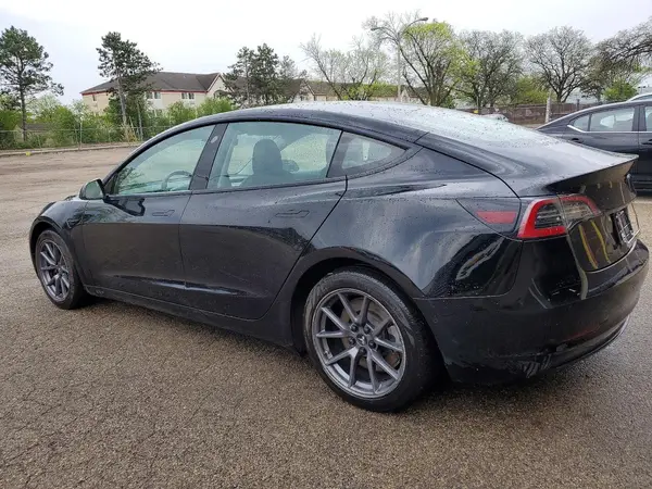 5YJ3E1EA4NF287101 2022 TESLA MODEL 3 - Image 2