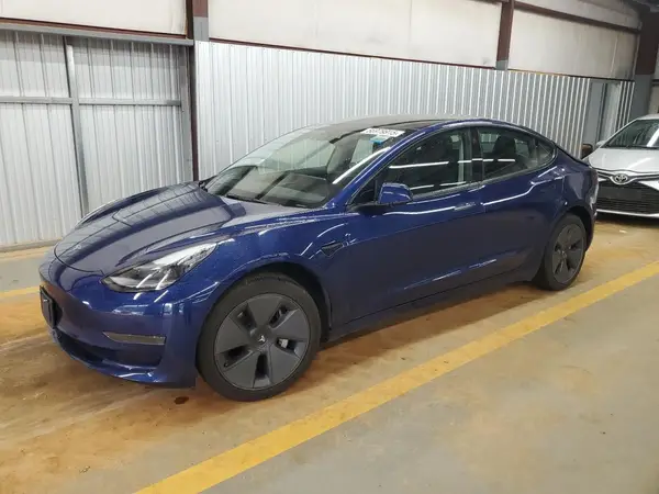 5YJ3E1EA4NF288460 2022 TESLA MODEL 3 - Image 1