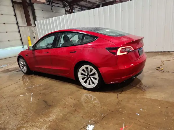 5YJ3E1EA4NF288765 2022 TESLA MODEL 3 - Image 2