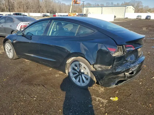 5YJ3E1EA4NF289561 2022 TESLA MODEL 3 - Image 2