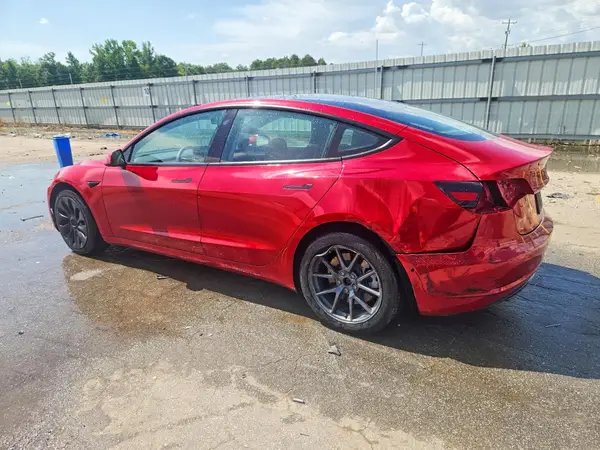 5YJ3E1EA4NF298342 2022 TESLA MODEL 3 - Image 2