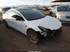 5YJ3E1EA4NF301885 2022 TESLA MODEL 3