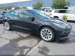 5YJ3E1EA4NF302910 2022 TESLA MODEL 3