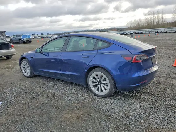 5YJ3E1EA4NF304737 2022 TESLA MODEL 3 - Image 2