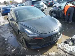 5YJ3E1EA4NF308402 2022 TESLA MODEL 3