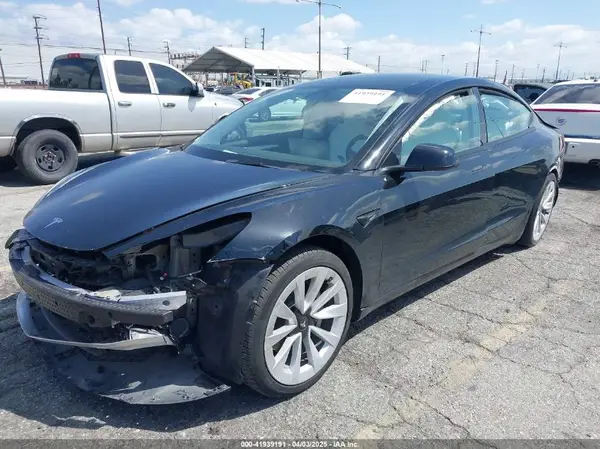 5YJ3E1EA4NF316127 2022 TESLA MODEL 3 - Image 2