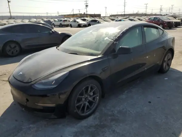 5YJ3E1EA4NF318086 2022 TESLA MODEL 3 - Image 1