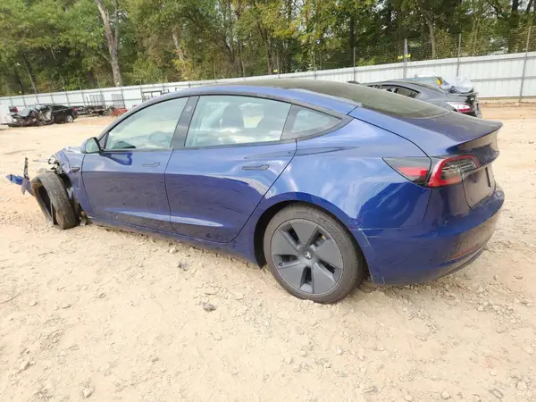 5YJ3E1EA4NF319383 2022 TESLA MODEL 3 - Image 2
