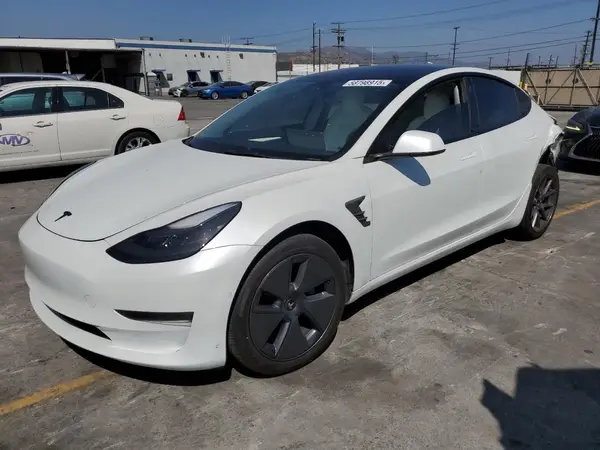 5YJ3E1EA4NF323160 2022 TESLA MODEL 3 - Image 1