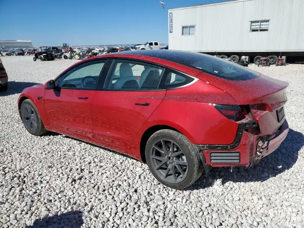 5YJ3E1EA4NF326303 2022 TESLA MODEL 3 - Image 2
