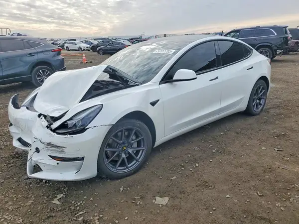 5YJ3E1EA4NF336202 2022 TESLA MODEL 3 - Image 1