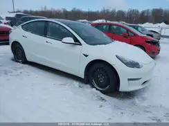 5YJ3E1EA4NF341822 2022 TESLA MODEL 3