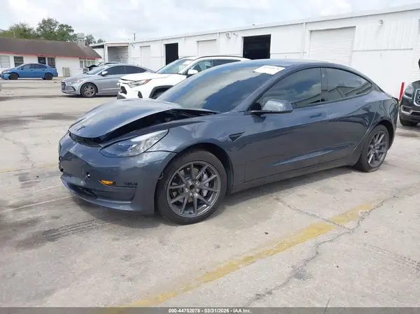 5YJ3E1EA4NF342291 2022 TESLA MODEL 3 - Image 2