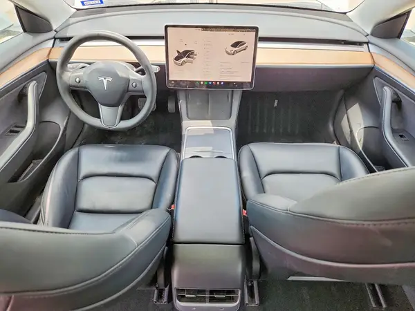 5YJ3E1EA4NF348642 2022 TESLA MODEL 3 - Image 8