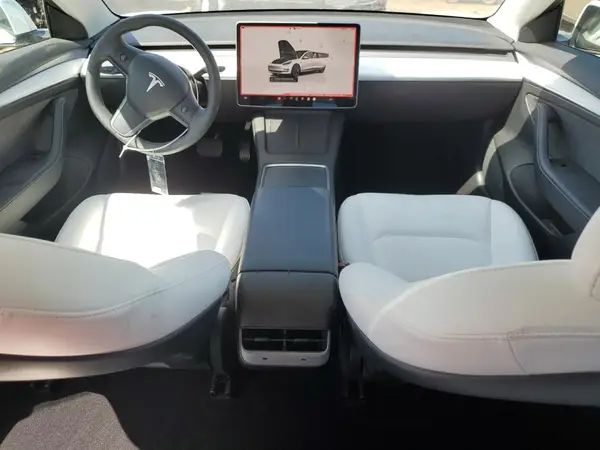 5YJ3E1EA4NF352108 2022 TESLA MODEL 3 - Image 8