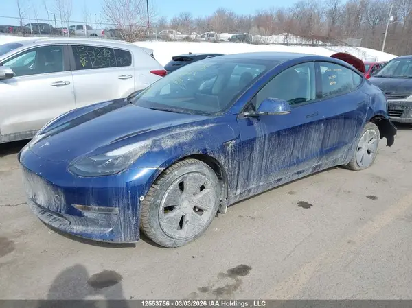 5YJ3E1EA4NF352920 2022 TESLA MODEL 3 - Image 2