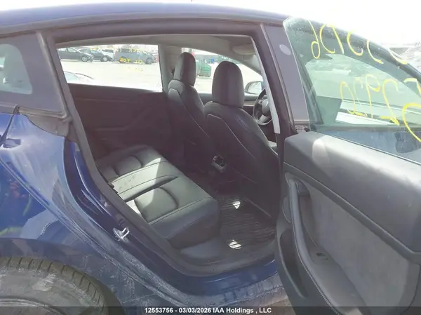 5YJ3E1EA4NF352920 2022 TESLA MODEL 3 - Image 8