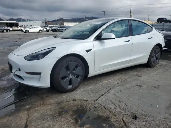 5YJ3E1EA4NF354750 2022 TESLA MODEL 3 - Image 1