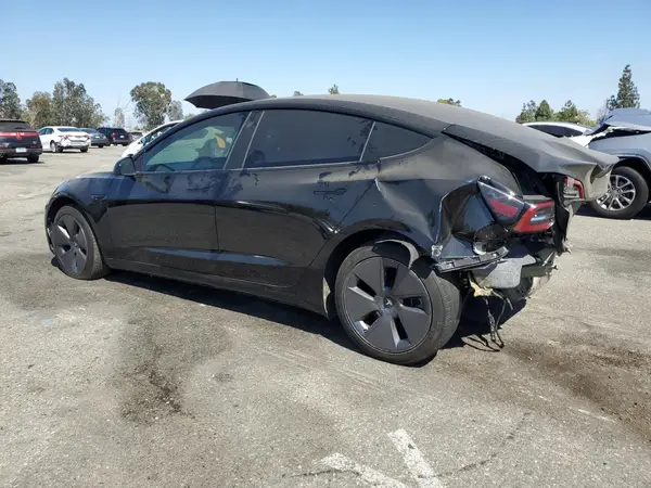 5YJ3E1EA4NF358409 2022 TESLA MODEL 3 - Image 2