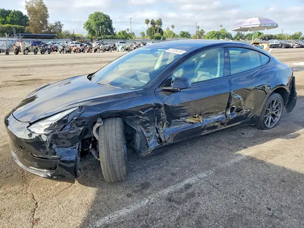 5YJ3E1EA4NF359043 2022 TESLA MODEL 3 - Image 1