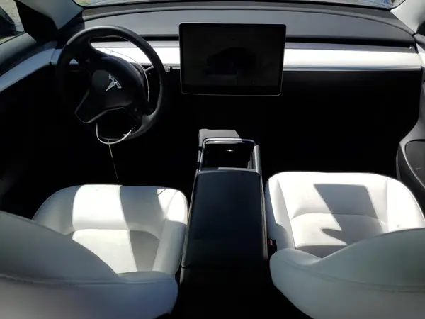 5YJ3E1EA4NF361410 2022 TESLA MODEL 3 - Image 8
