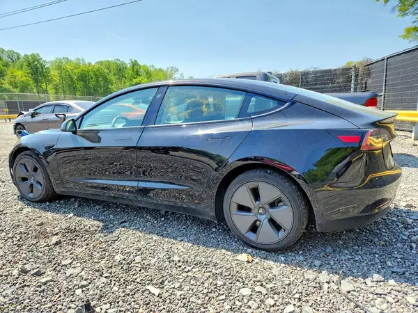 5YJ3E1EA4NF369247 2022 TESLA MODEL 3 - Image 2