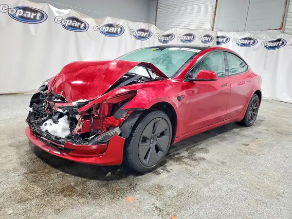 5YJ3E1EA4NF369748 2022 TESLA MODEL 3 - Image 1