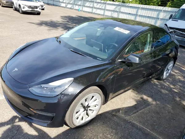 5YJ3E1EA4NF370592 2022 TESLA MODEL 3 - Image 1