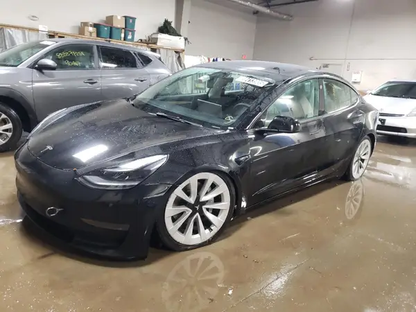 5YJ3E1EA4NF371211 2022 TESLA MODEL 3 - Image 1