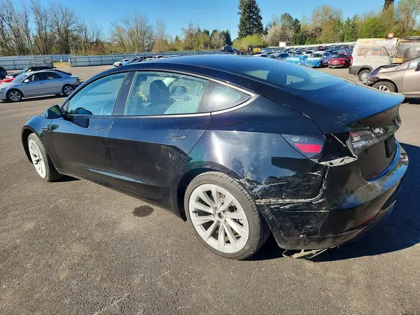 5YJ3E1EA4NF371709 2022 TESLA MODEL 3 - Image 2