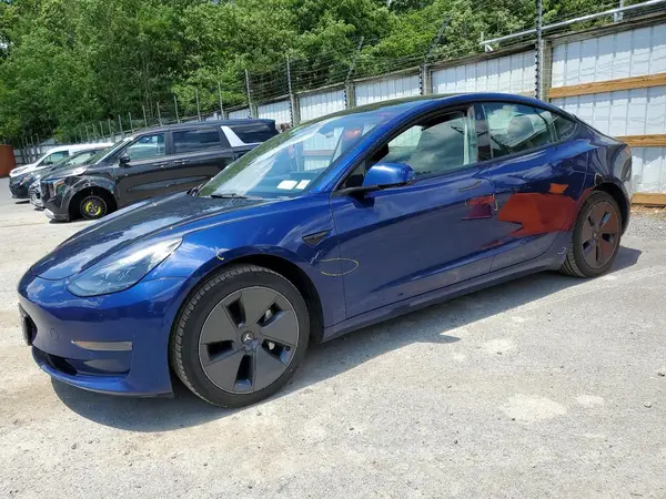 5YJ3E1EA4NF371824 2022 TESLA MODEL 3 - Image 1
