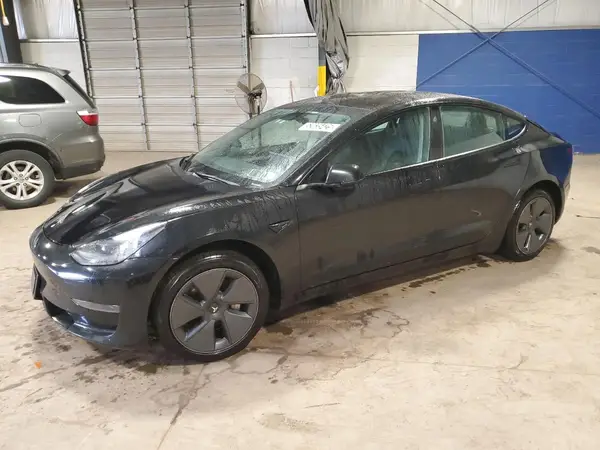5YJ3E1EA4NF372004 2022 TESLA MODEL 3 - Image 1